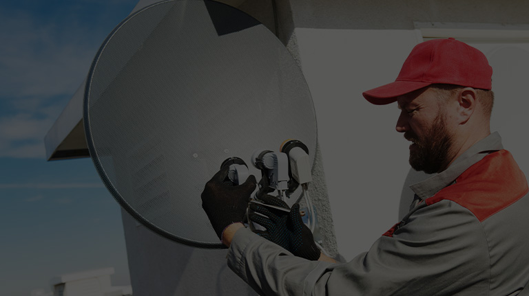 Satellitentechnik